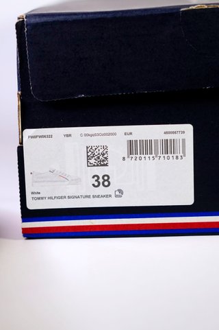 Sneakers Tommy Hilfiger 38 • Zapatillas Cuero