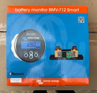 Victron Energy Quattro Inversor y Battery Monitor