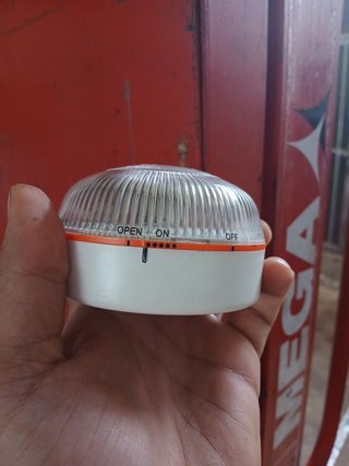 Luz de emergencia V16