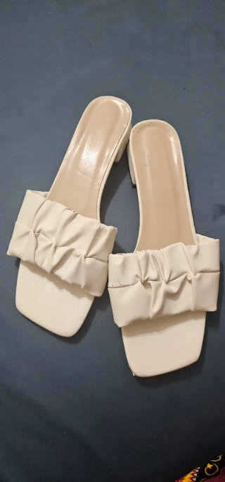 Tacones blancos  1 ves de usar talla 41