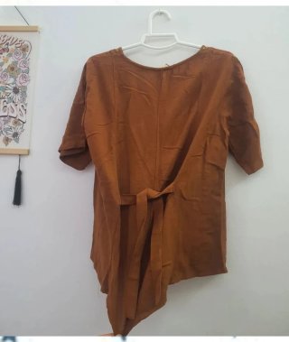 Blusa Nirvana Marrón Bordada