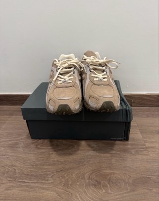 New Balance 204L