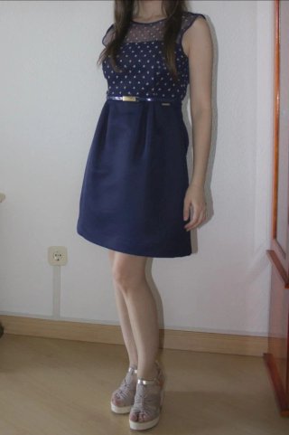 Vestido azul con estrellas