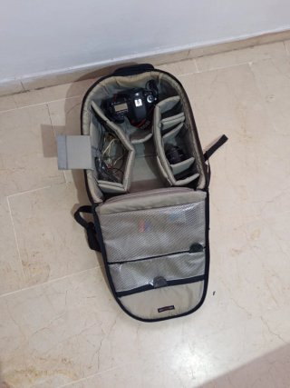 Canon EOS7D + mochila + tarjetas + trípode + lente
