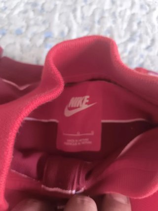 Lote 3 polos Nike S  rayas y lisos