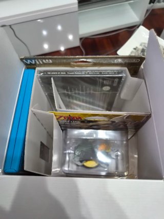 Wii U Edición Zelda Coleccionista + Amiibo