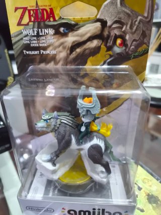 Wii U Edición Zelda Coleccionista + Amiibo