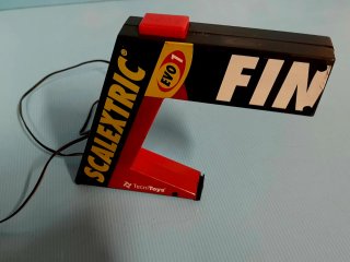Scalextric Cuenta Vueltas y Semáforo EVO 1