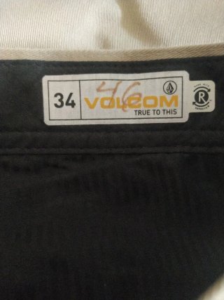 Pantalón chino beige hombre