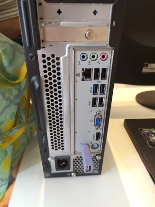 Computer Acer e Schermo Nero in Vendita