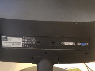 Computer Acer e Schermo Nero in Vendita