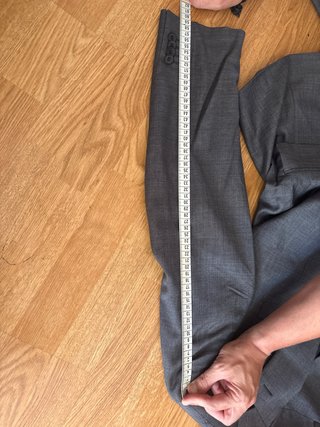 Traje Purificación García Gris