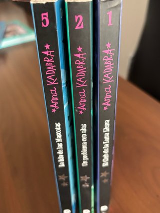 Libros 1, 2 y 5 Anna Kadabra