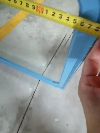 Espelho de moldura azul restaurado