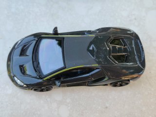 Burago Lamborghini Centenario 1:43