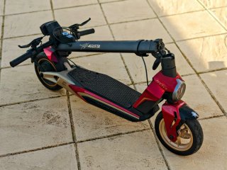 Patinete Eléctrico MV Agusta Rapido Serie Oro