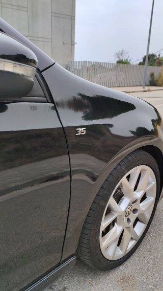 Volkswagen Golf GTI 35 aniversario