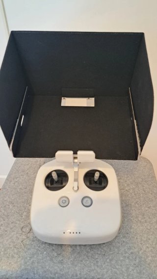 Dron DJI