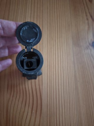 Estufa antigua para casa muñecas