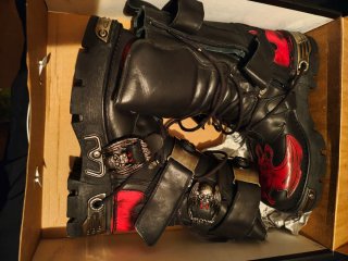 Botas New Rock Negras y Rojas