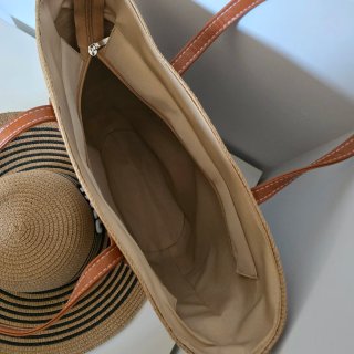 Conjunto bolso capazo y sombrero rayas