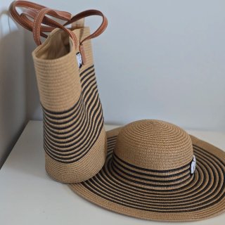 Conjunto bolso capazo y sombrero rayas