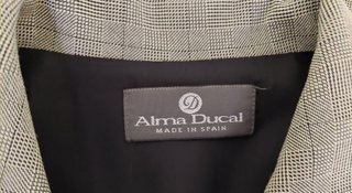 Traje de chaqueta y falda gris Alma Ducal