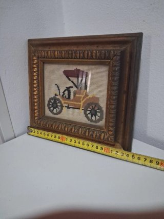 Quadro con cornice dorata