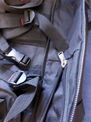 Mochila CHENGYANG extensible negra