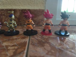 16 Figuras Dragon Ball