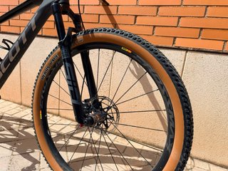 Bicicleta Scott Montaña Carbono