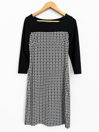 Vestido negro y blanco estampado