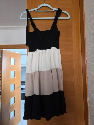 Vestido tirantes negro, blanco y beige