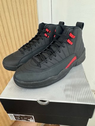 Jordan 12 Bloodline Negro/Rojo