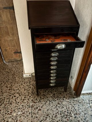 Mueble de imprenta antiguo