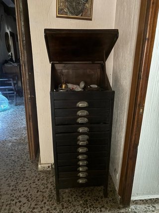 Mueble de imprenta antiguo