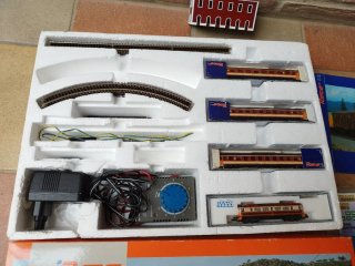 Set Inicio Tren Escala N Renfe Estrella + estación