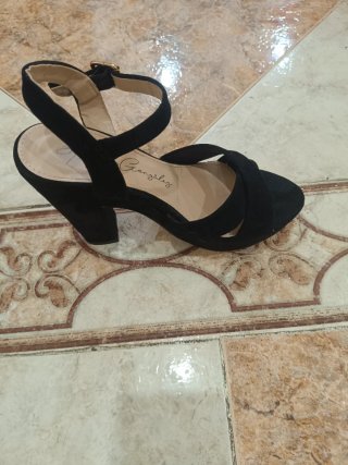 Zapatos de tacón negros para fiesta