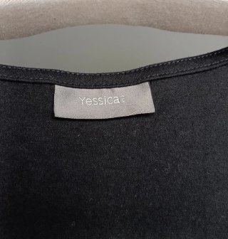 Blusa Yessica bordada negra Talla XL