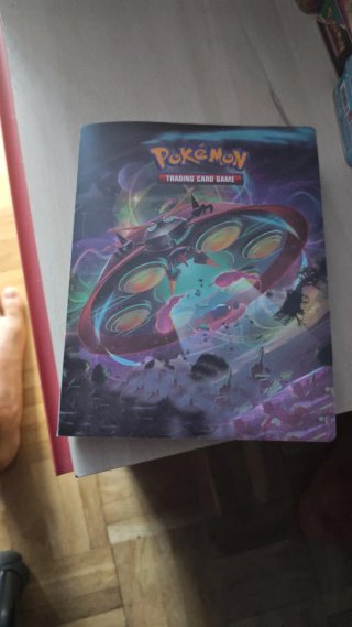Lote 3 Latas Pokémon  y 3 álbumes