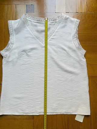 Blusa blanca encaje talla M