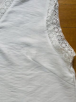 Blusa blanca encaje talla M
