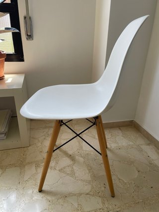 2 Sillas Estilo Eames Blancas