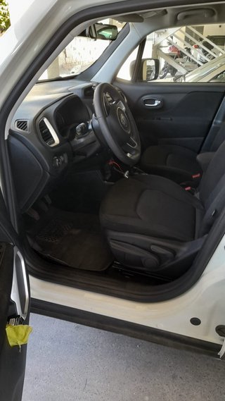 Jeep Renegade 1.0 Sport 120 CV – 2020 – 52.000 km