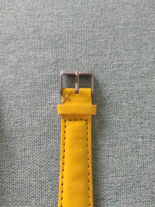 Relojes Mickey Mouse Negro y Amarillo