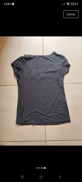 Camiseta negra con detalles - Janira