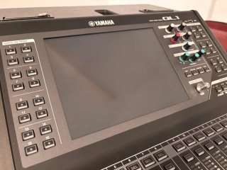 Yamaha QL1 Mesa de Mezclas Digital