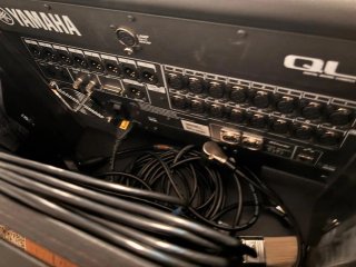 Yamaha QL1 Mesa de Mezclas Digital