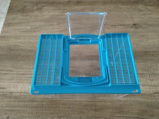 Acuario Plástico Transparente con Tapa Azul