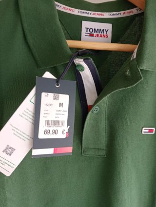 Polo Tommy Jeans verde talla M